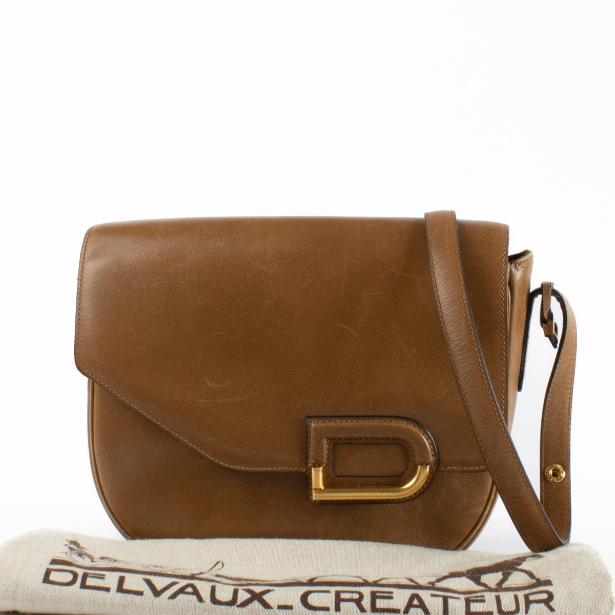 Authentic second-hand Delvaux Camel Diva Crossbody on labellov.com