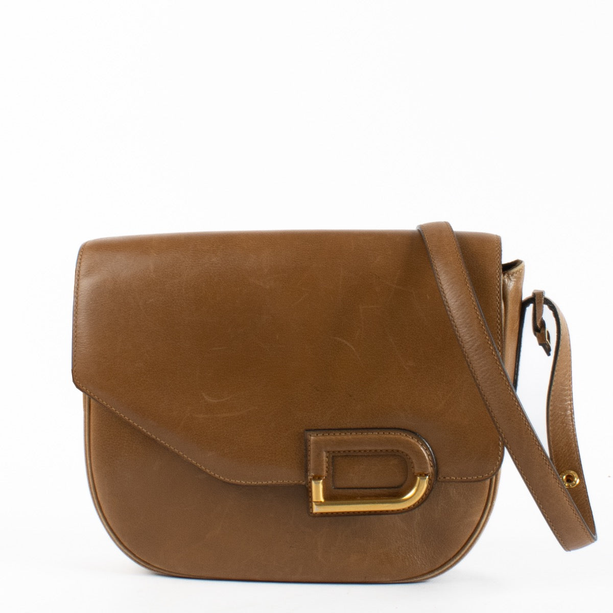 Authentic second-hand Delvaux Camel Diva Crossbody on labellov.com