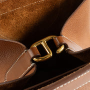 Hermès In-The-Loop 18 bag in Fauve Barenia Faubourg with gold hardware at Labellov.com