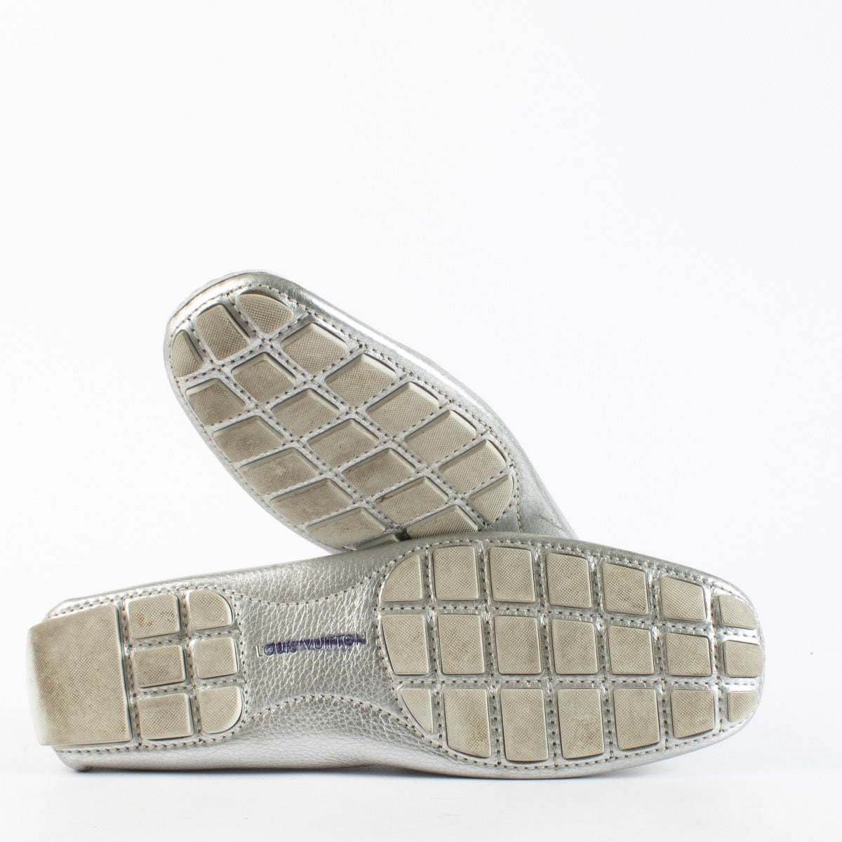 Authentic Second Hand Louis Vuitton Silver Moccasins on Labellov.com