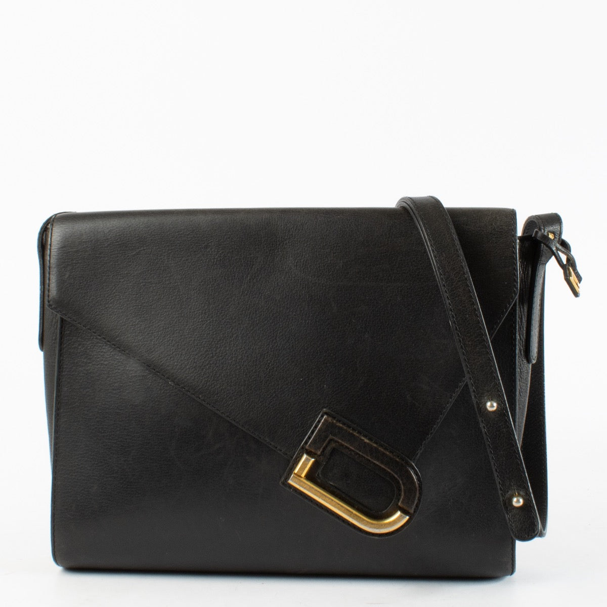 Authentic Preloved Delvaux Black Romeo Shoulder bag on Labellov.com