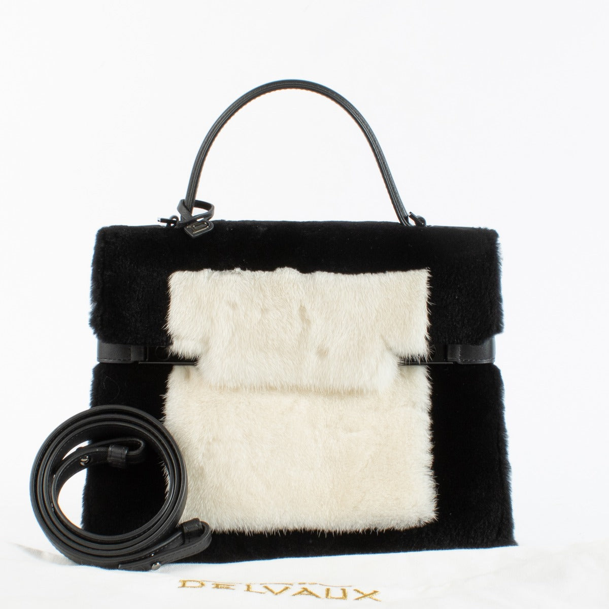 Authentic pre-loved Delvaux Black Fur Tempête MM on Labellov.com