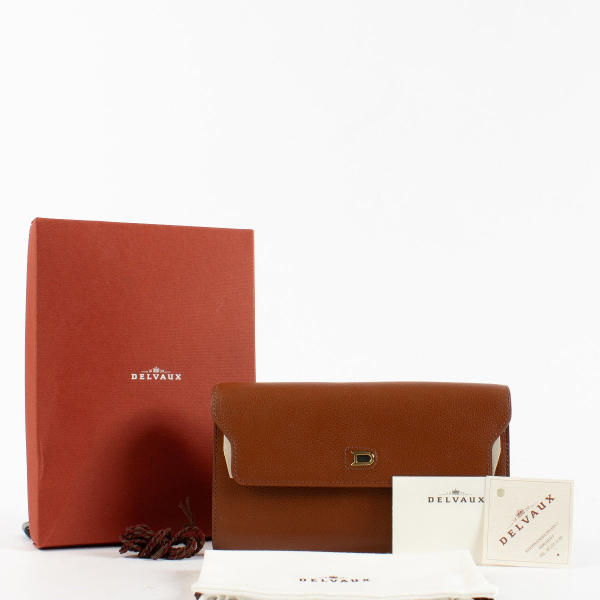 Authentic Second Hand Delvaux Alezan Jumping Lingot Wallet on Labellov.com