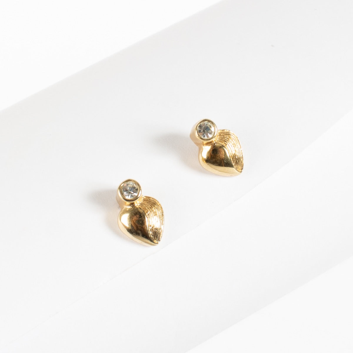 Authentic second-hand Christian Dior Vintage Earrings on labellov.com