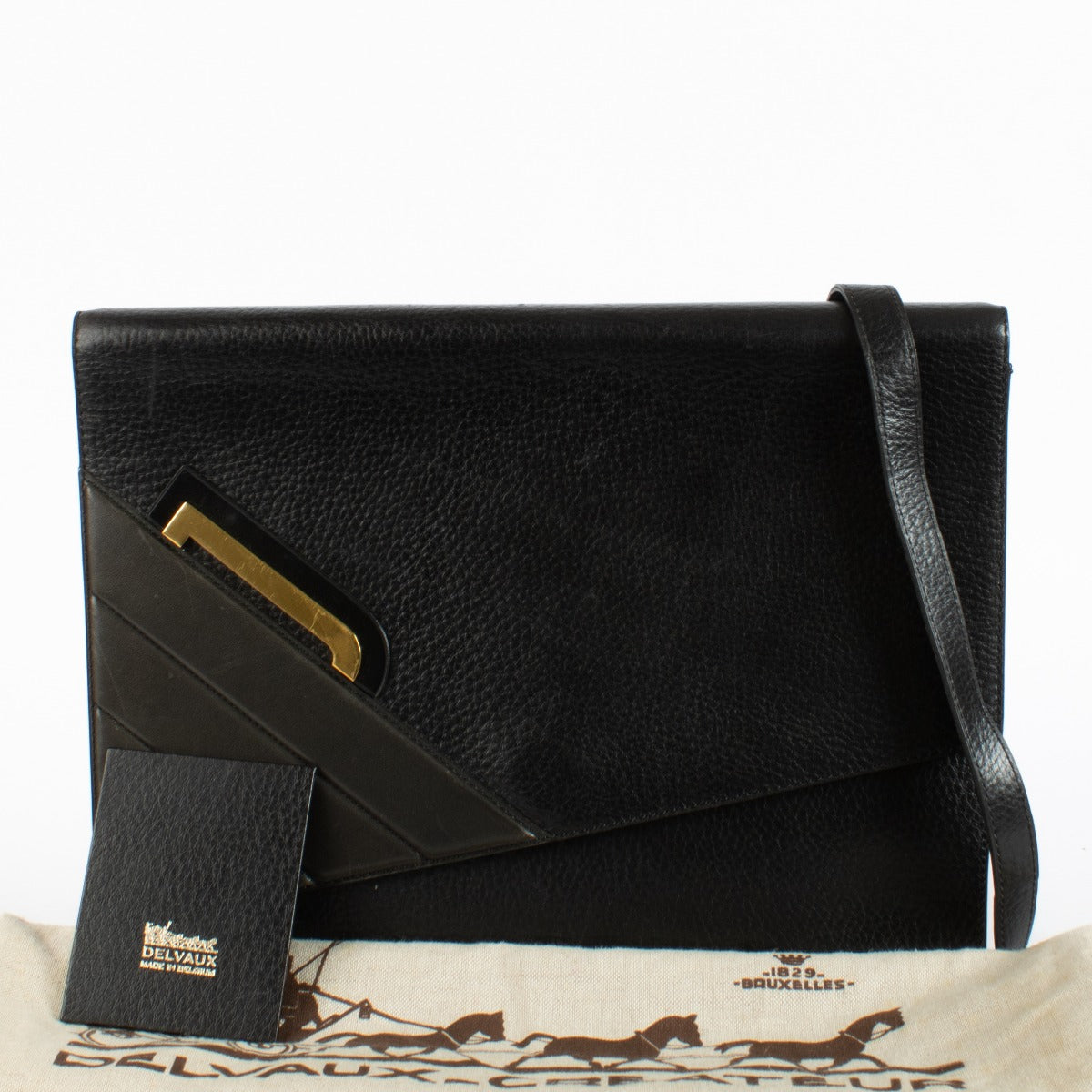 Authentic second-hand Delvaux Black Crossbody on labellov.com