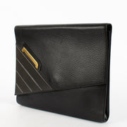 Authentic second-hand Delvaux Black Crossbody on labellov.com