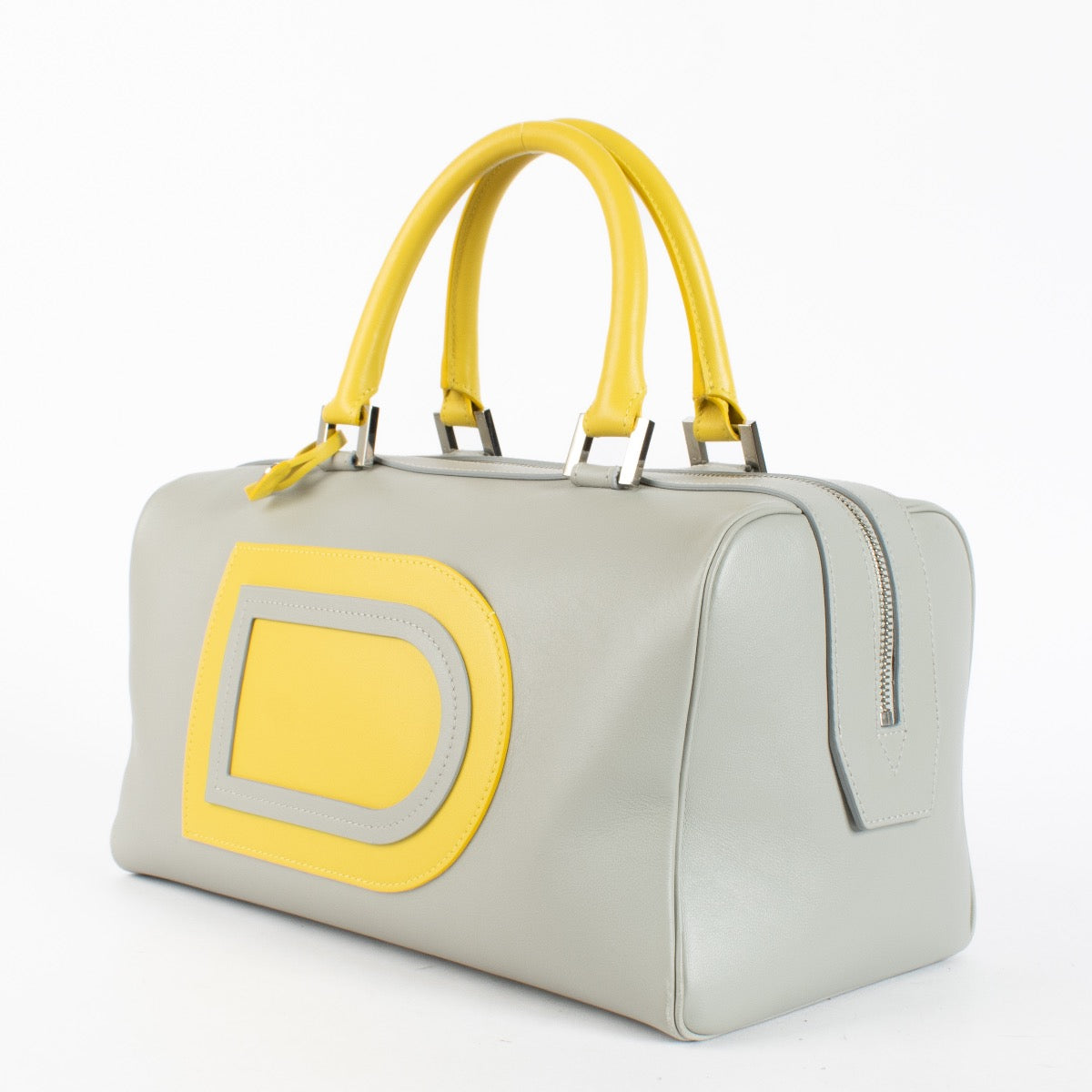 Authentic Second Hand Delvaux Bicolore Allure Louise Boston Bag in very good condition on Labellov.com