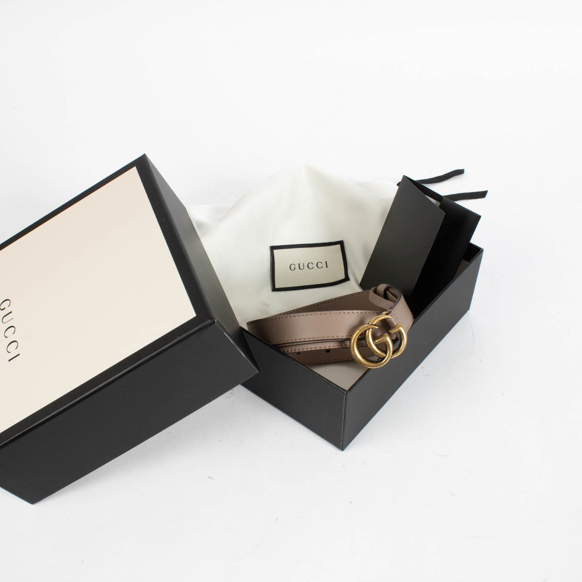 Shop the authentic Gucci Beige GG Marmont Slim Belt second hand on Labellov.com