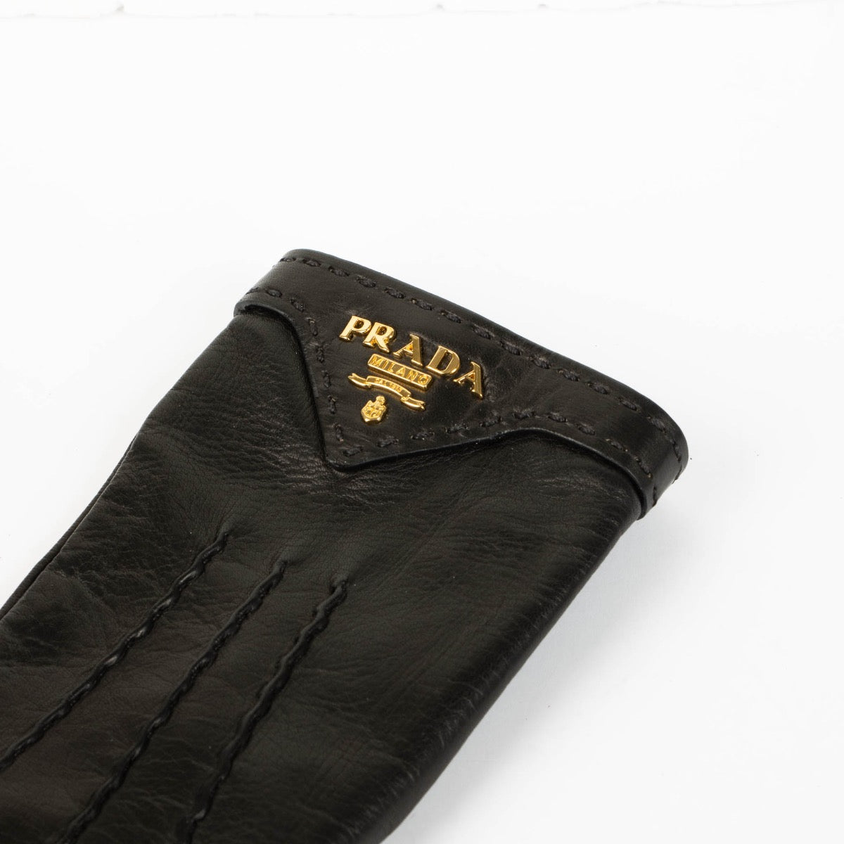Shop Authentic Prada Black Leather Gloves on Labellov.com