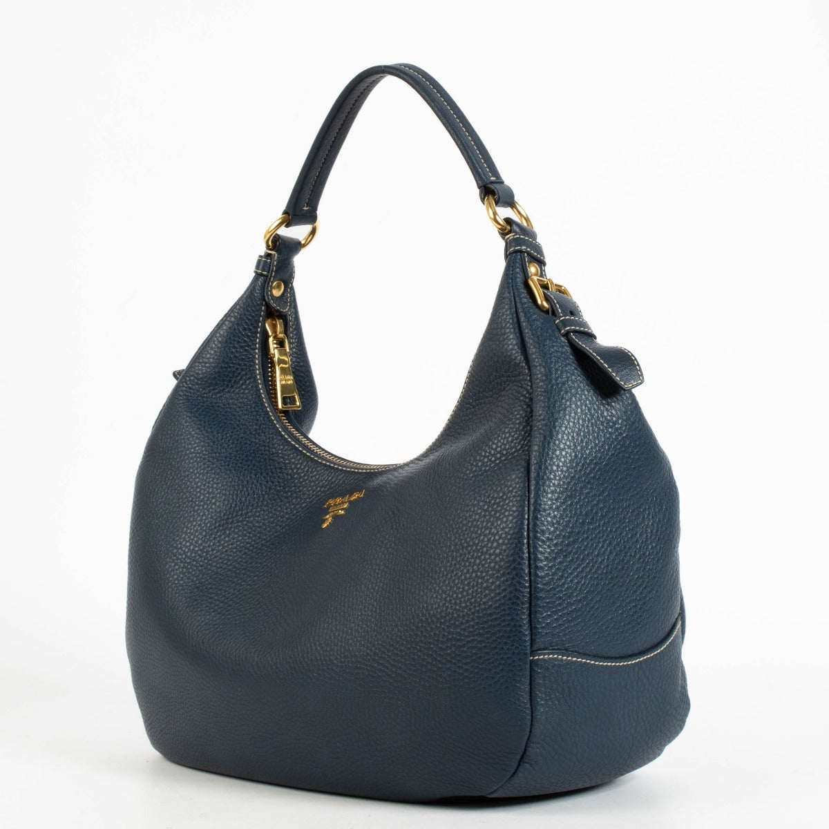Shop the authentic Prada Blue Leather Hobo Bag second hand on Labellov.com