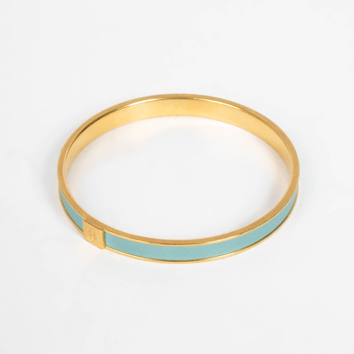 Shop the authentic pre-loved Hermès Bleu Atol Bracelet on Labellov.com
