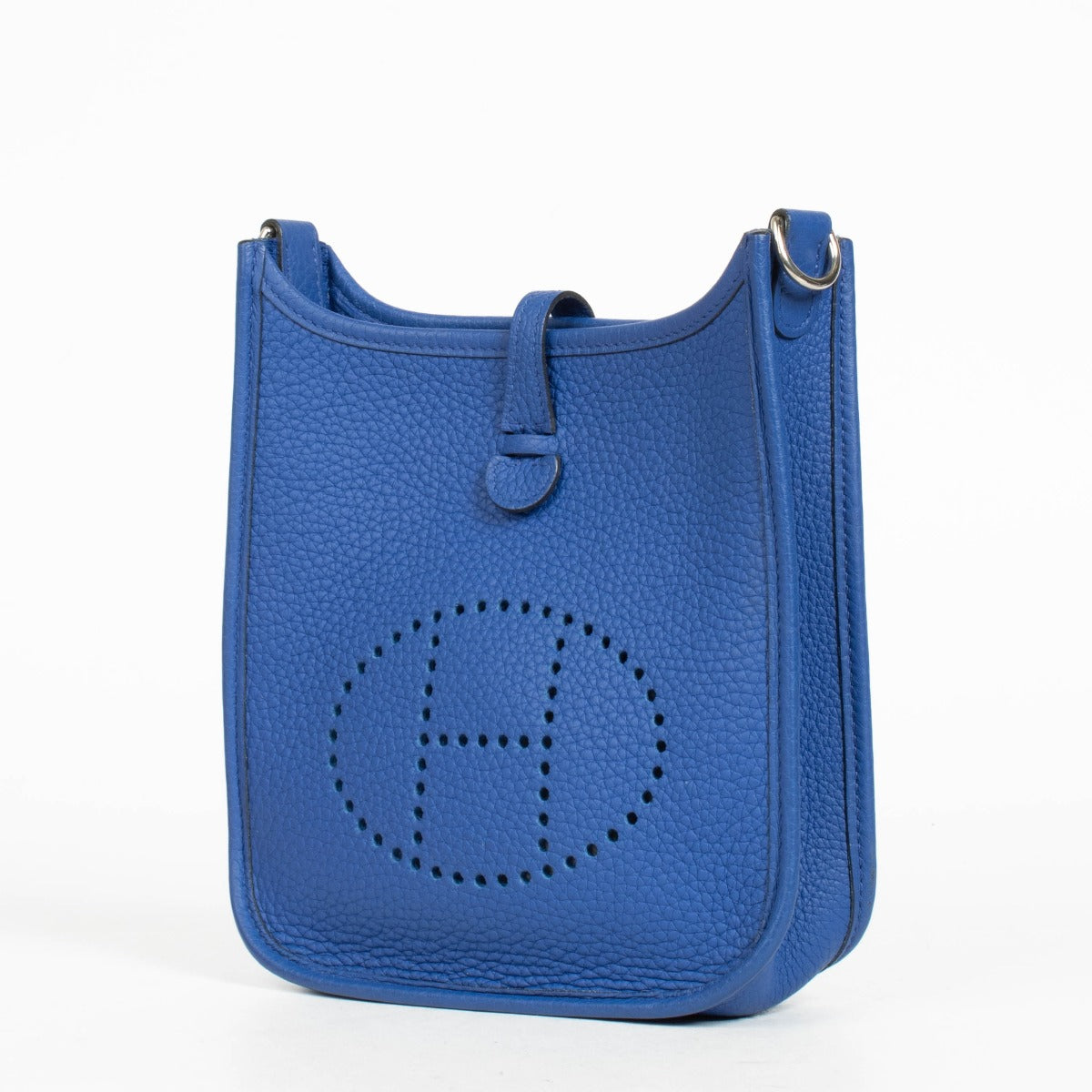 Authentic pre-loved Hermès Evelyne 16 Bleu Roi Clemence PHW on Labellov.com