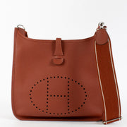 Authentic second-hand Hermes Brick Evelyne 29 Crossbody on labellov.com