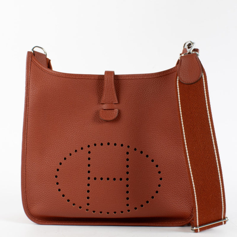 Authentic second-hand Hermes Brick Evelyne 29 Crossbody on labellov.com