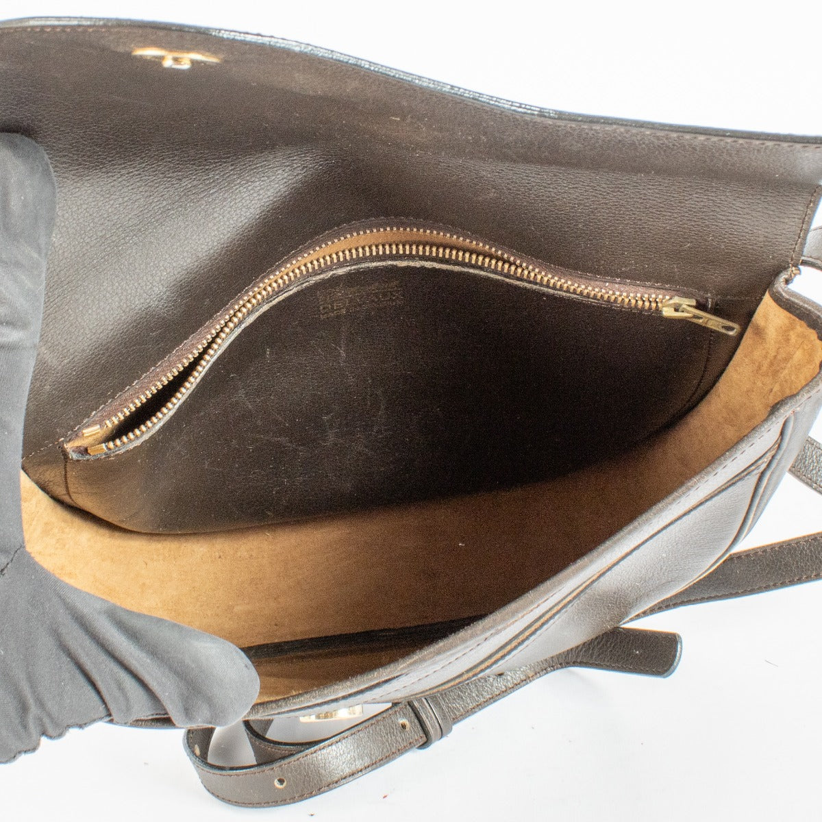 Authentic pre-loved Delvaux Brown Leather Vintage Crossbody Bag on Labellov.com