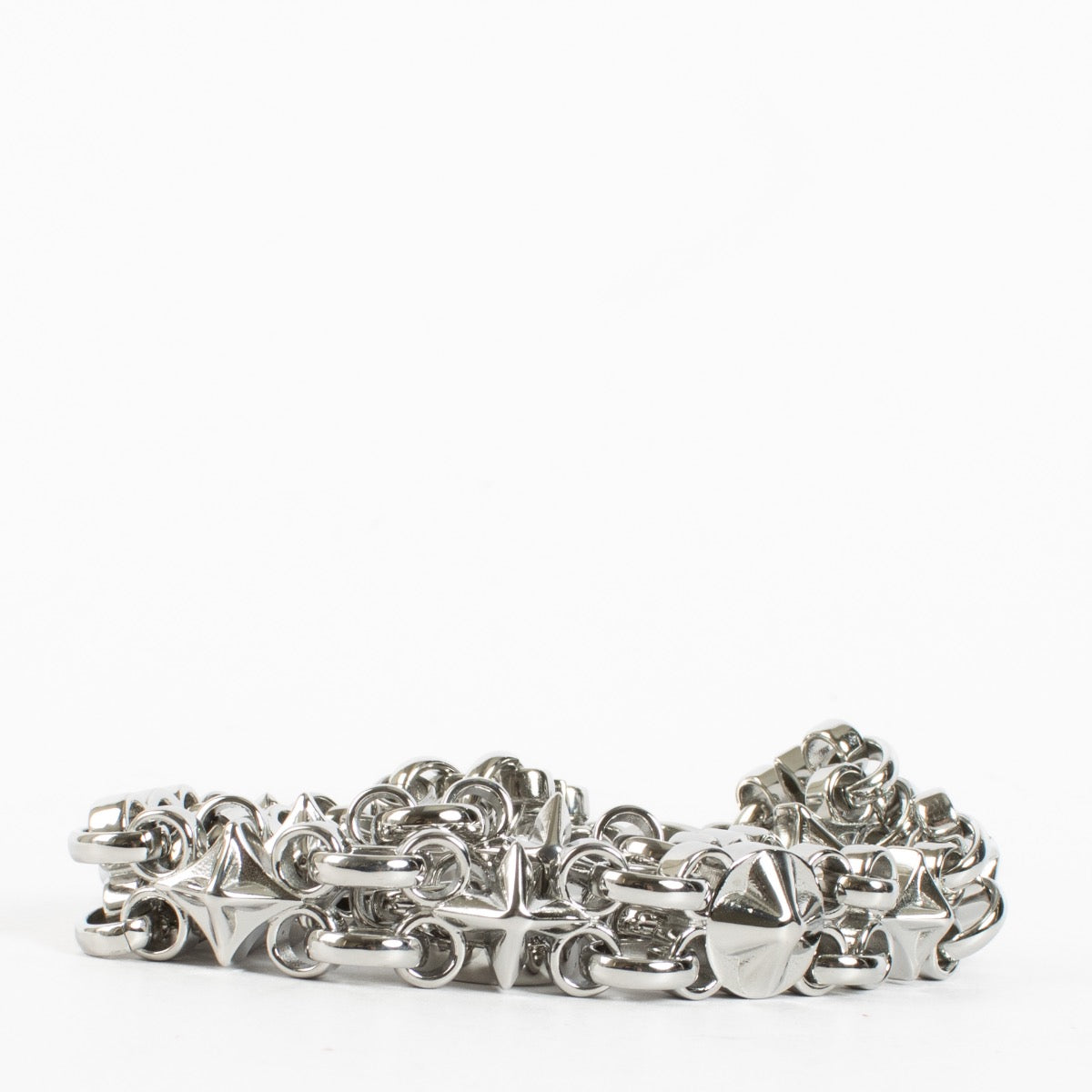 Authentic Second Hand Louis Vuitton Silver Monogram Chain in very good condition on Labellov.com