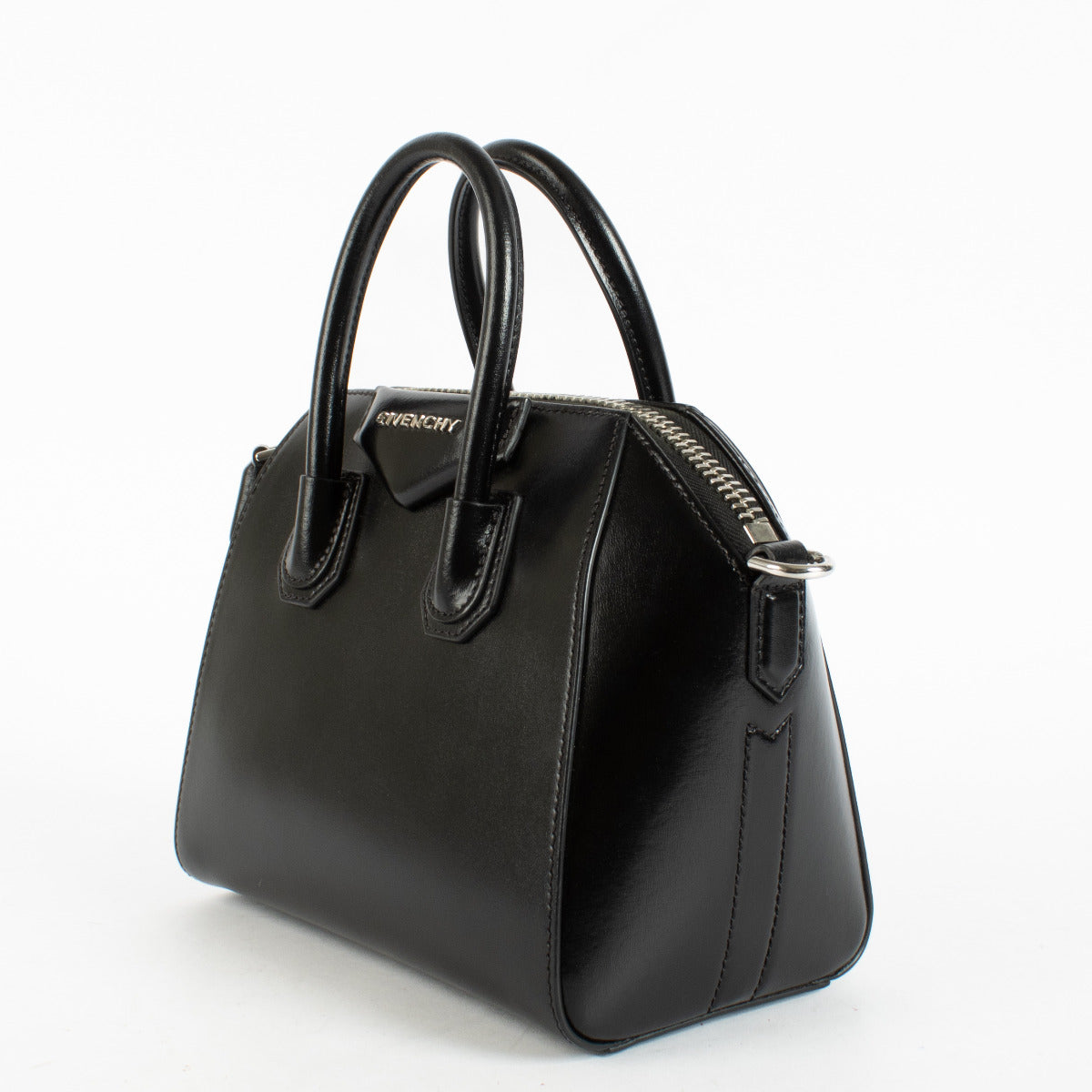 Sac Antigona mini en cuir noir Givenchy