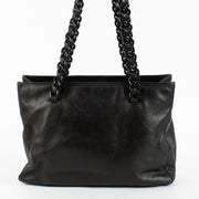 Authentic Second Hand Prada Black Chained Shoulder Bag on Labellov.com