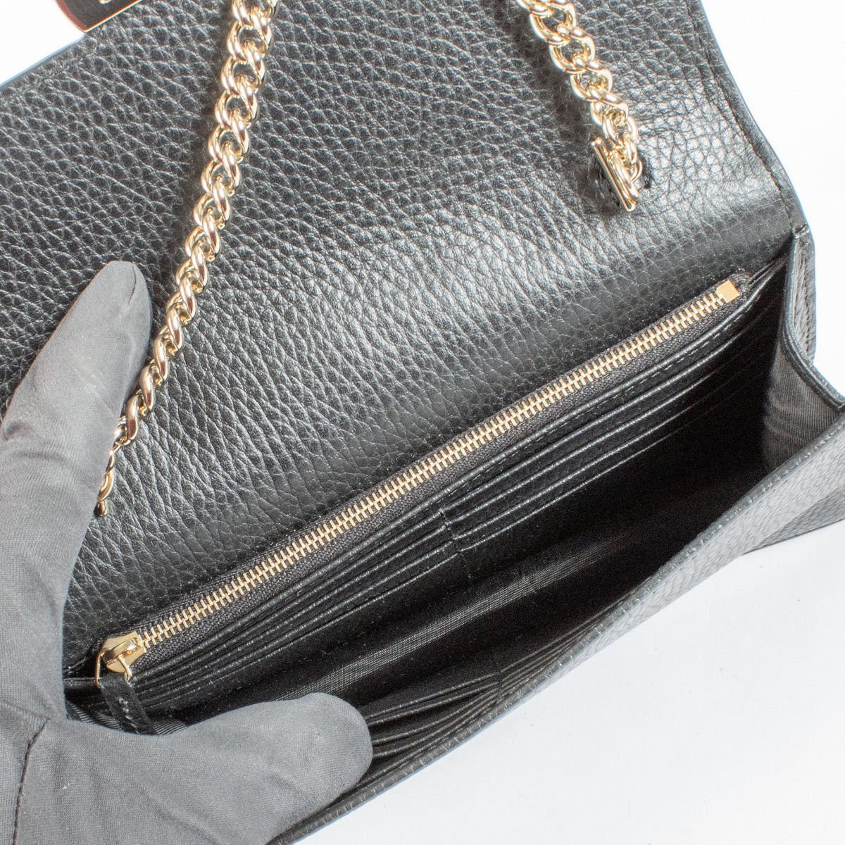 Authentic Second Hand Gucci Black Wallet On Chain Crossbody on Labellov.com