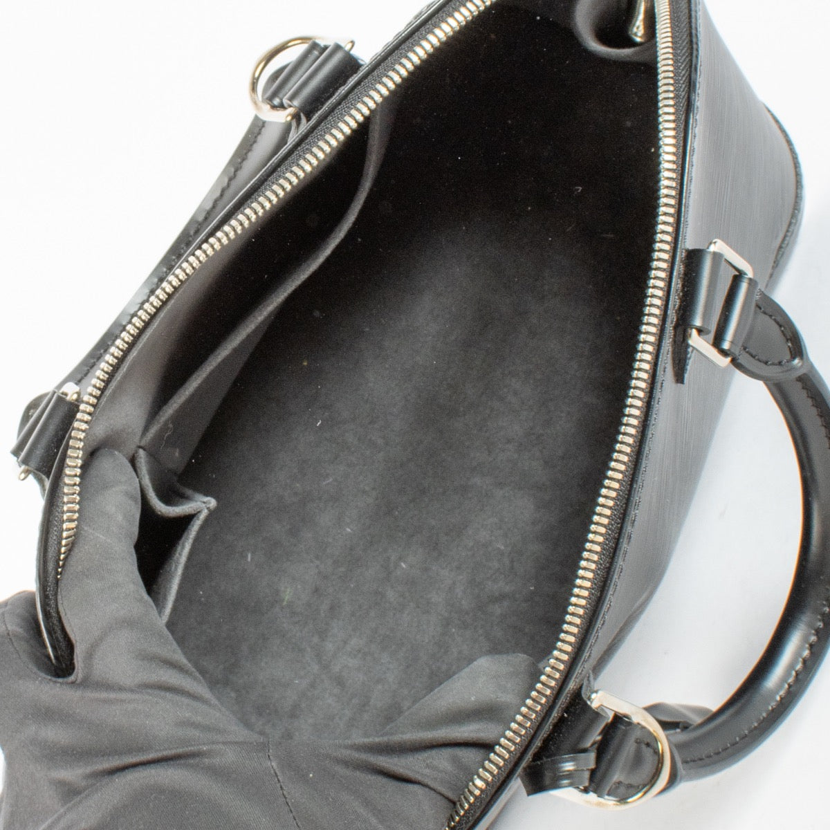 Authentic Second Hand Louis Vuitton Black Epi Alma PM Top Handle on Labellov.com