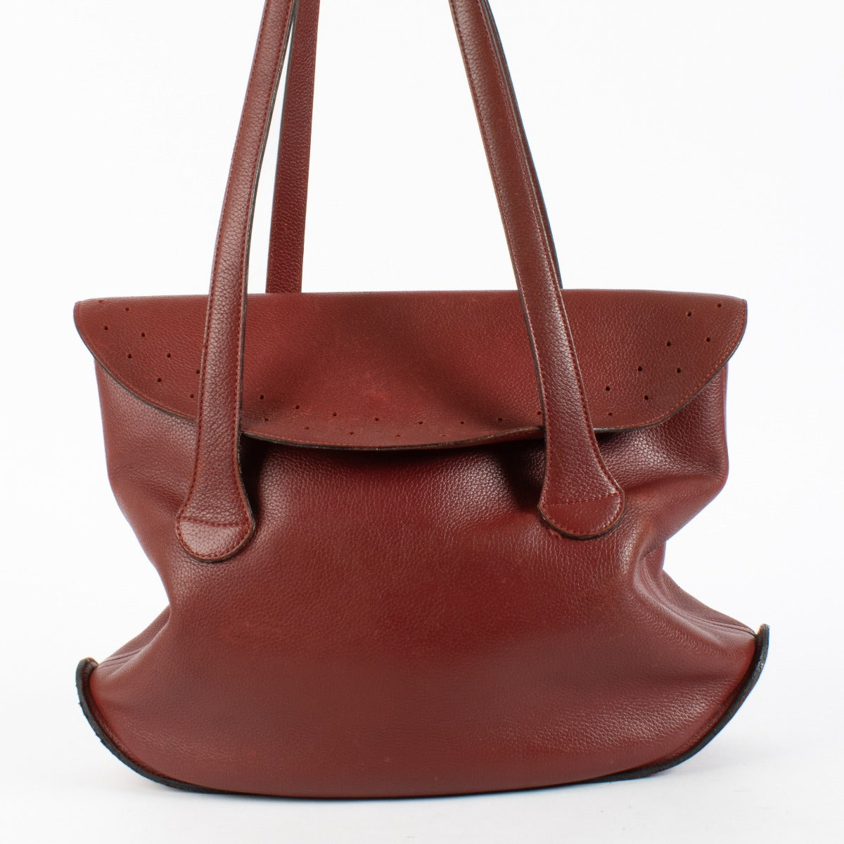 Delvaux Burgundy Mémoire leather shoulder bag in grained burgundy leather at Labellov.com