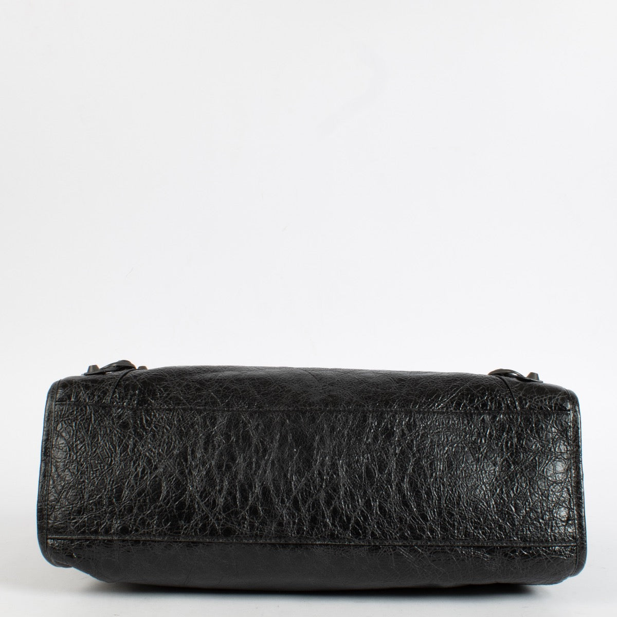 Shop the authentic Balenciaga Black Arena Le Cité Medium Bag second hand on Labellov.com.