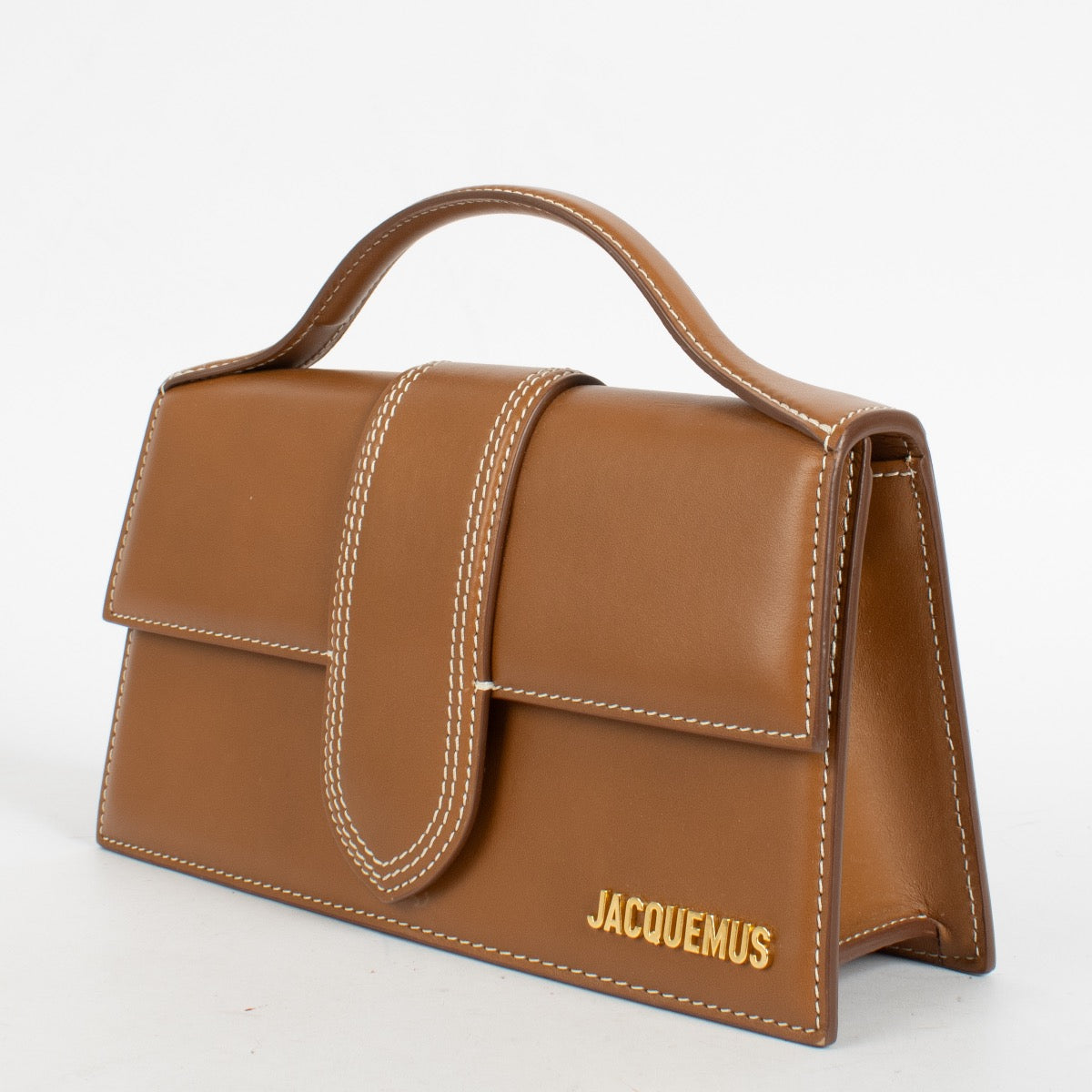 Shop the authentic Jacquemus Light Brown Leather Le Grand Bambino Bag second hand on Labellov.com.