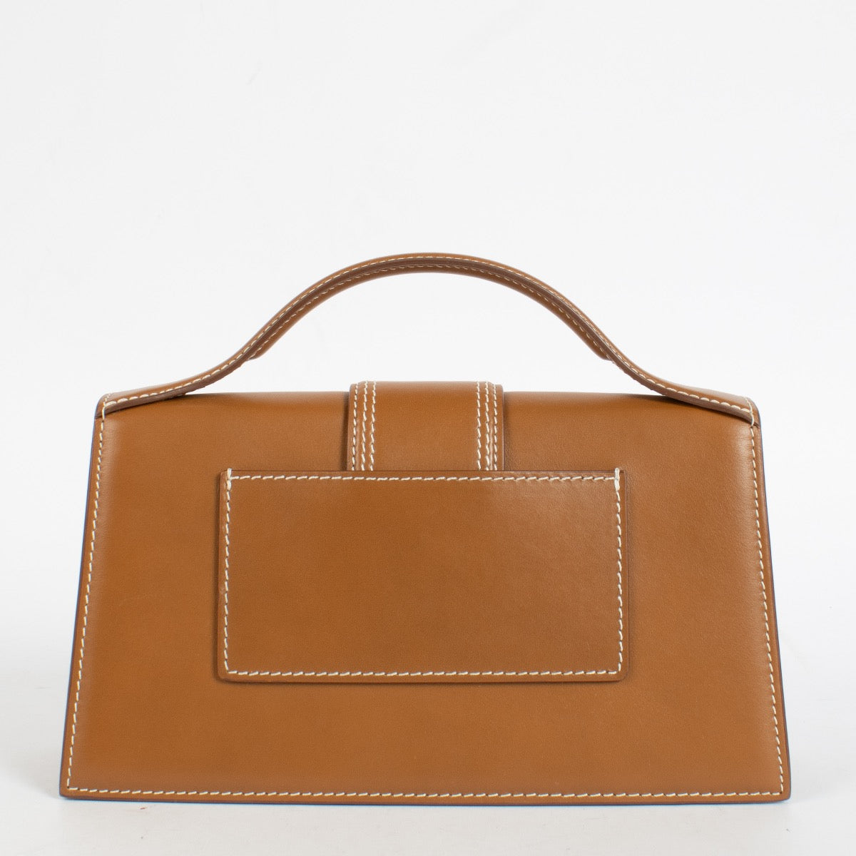 Shop the authentic Jacquemus Light Brown Leather Le Grand Bambino Bag second hand on Labellov.com.