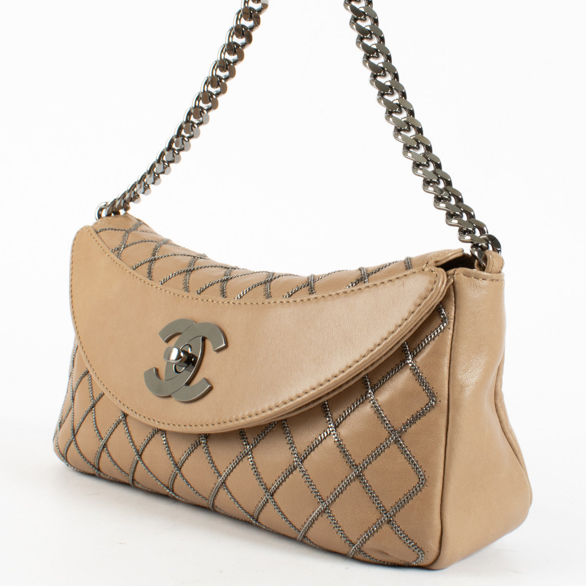 Sac porté épaule Chanel en cuir d'agneau et chaînes beige foncé