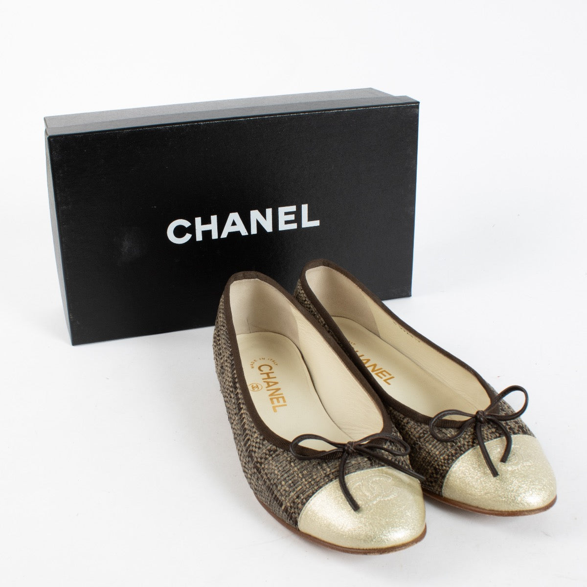 Chanel Gold Ballerina Flats - size 38