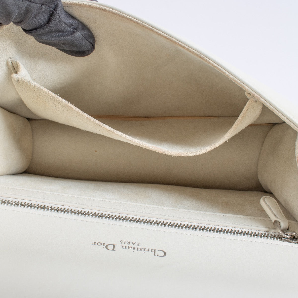 shop 100% authentic second hand Christian Dior White Medium Diorama Crossbody Bag on Labellov.com