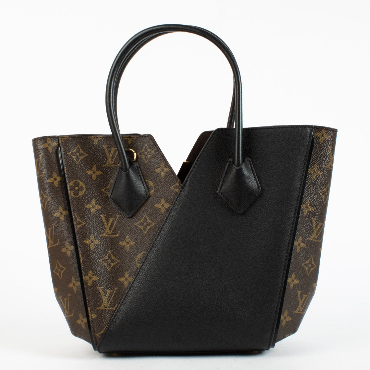 authentic preloved Louis Vuitton Kimono Tote Monogram Bag on Labellov.com