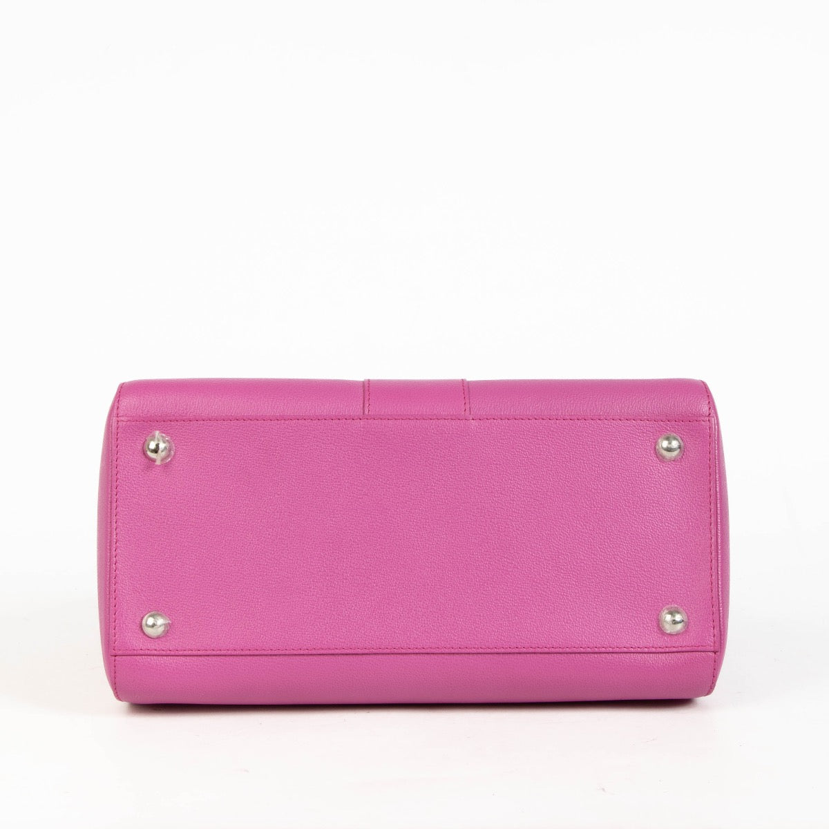 Authentic pre-loved Delvaux Heliotrope Rodeo Calf Brillant MM Bag on Labellov.com