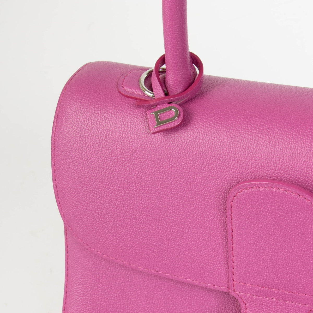 Authentic pre-loved Delvaux Heliotrope Rodeo Calf Brillant MM Bag on Labellov.com