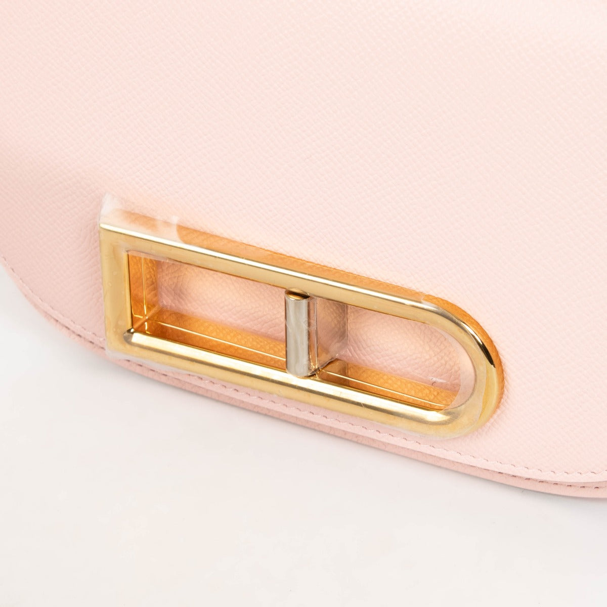 Authentic pre-loved Delvaux Bloom Alpina Calf Lingot Small Bag on Labellov.com