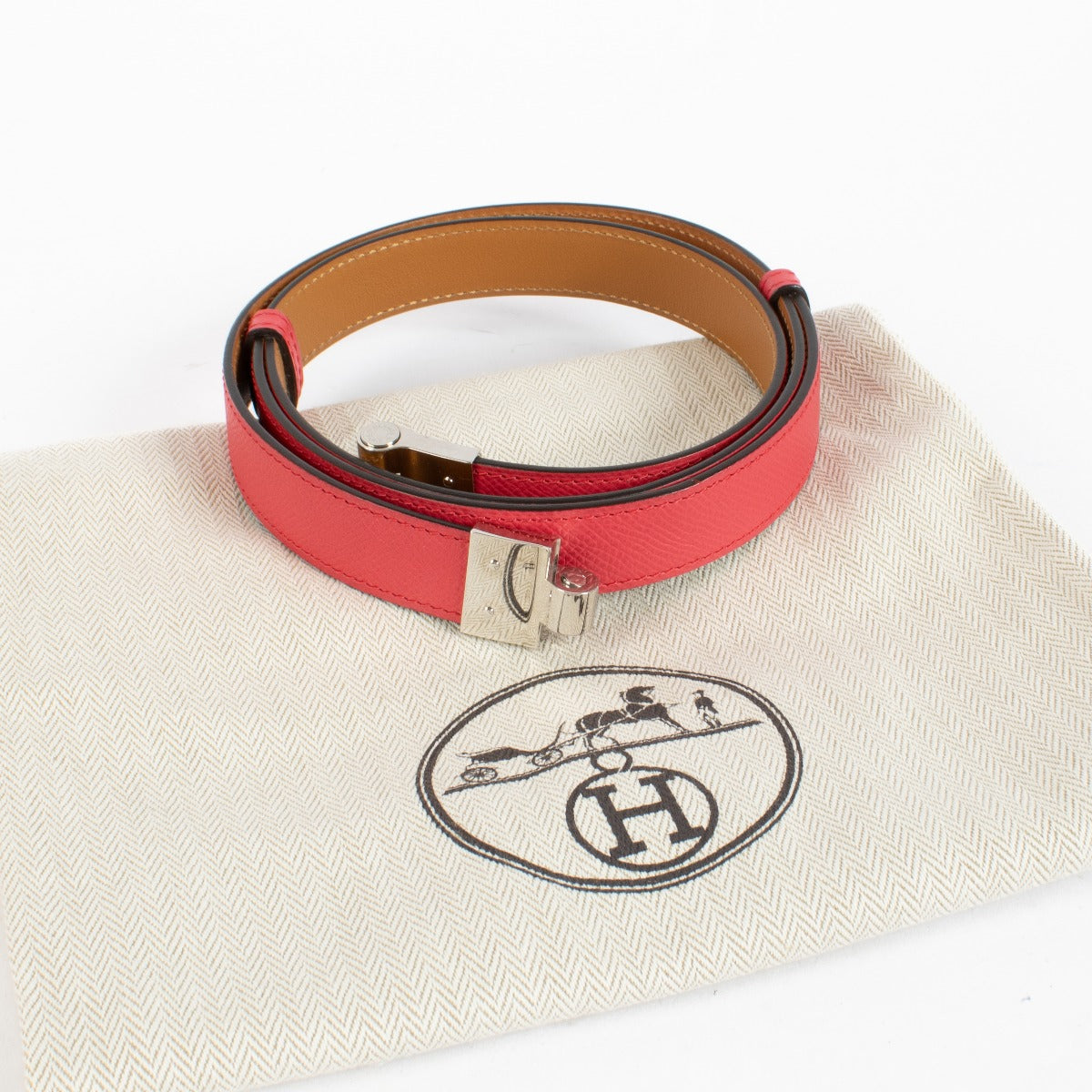 Hermès Rose Extreme Epsom Leather Charniere Belt PHW - for the best price at Labellov secondhand luxury in Antwerp and Knokke.