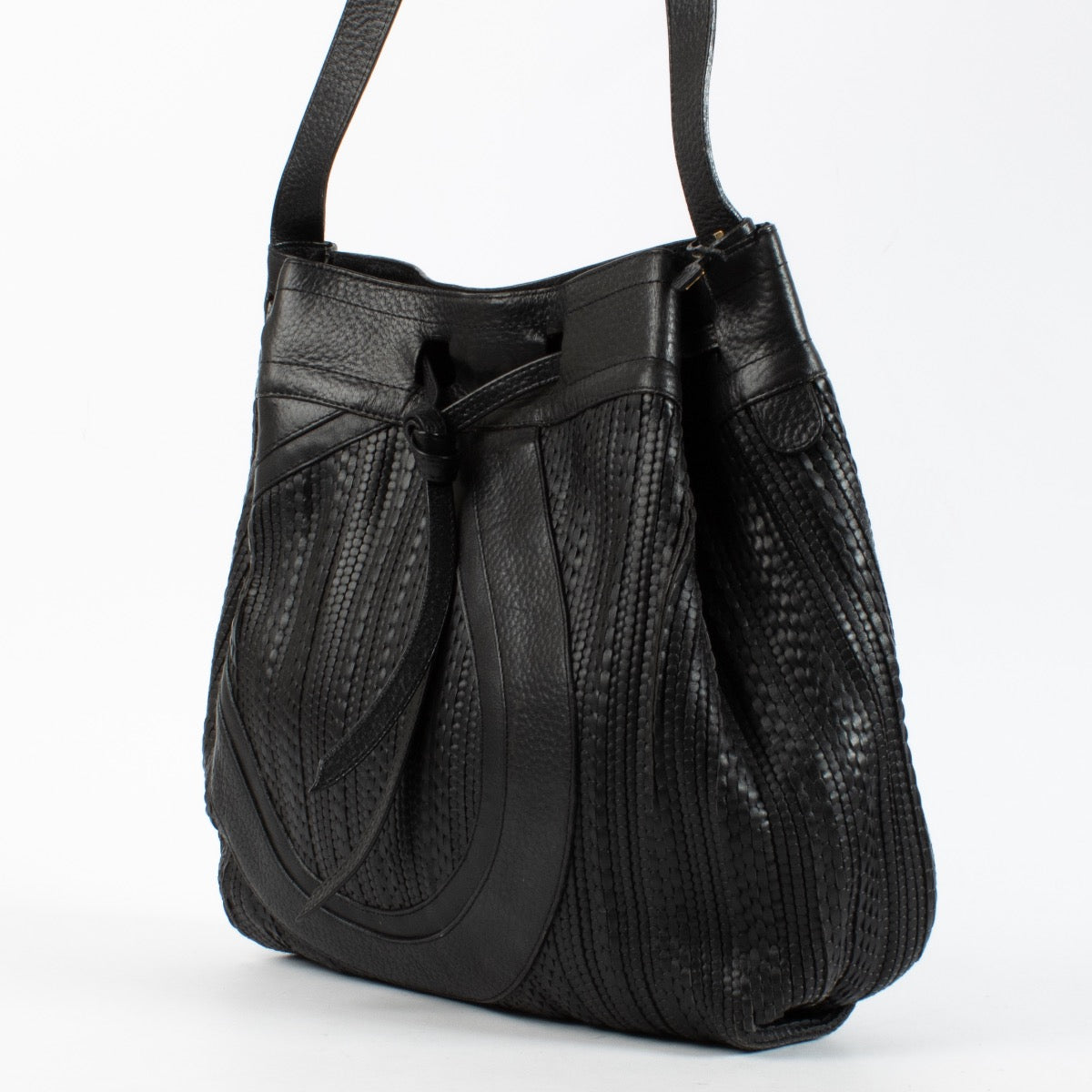 Authentic Preloved Delvaux Black Desert Crossbody Bag on Labellov.com