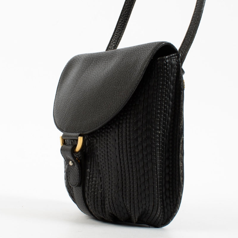 shop 100% authentic second hand Delvaux Black Listrac Toile De Cuir PM Bag on Labellov.com