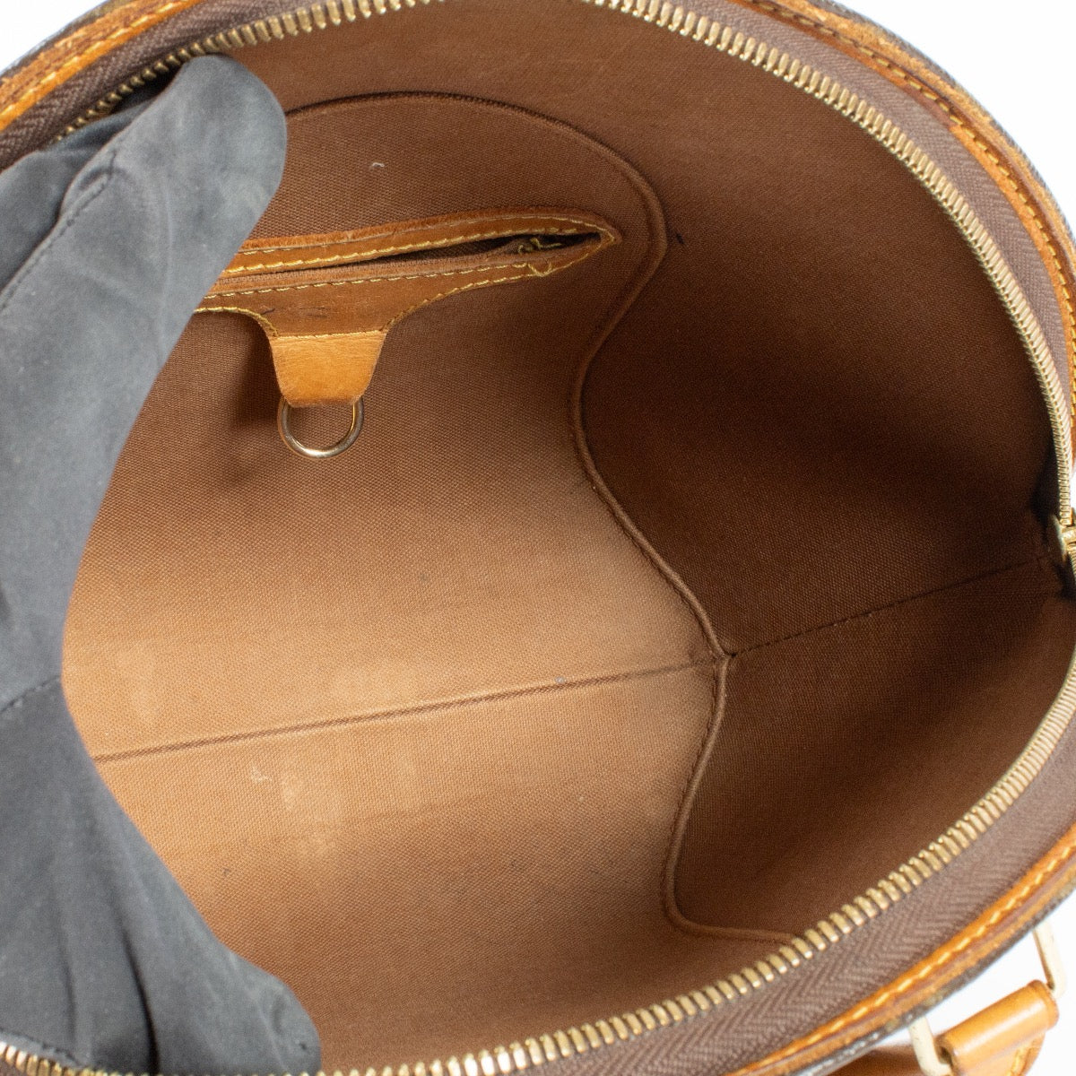 Authentic Preloved Louis Vuitton Monogram Ellipse PM on Labellov.com