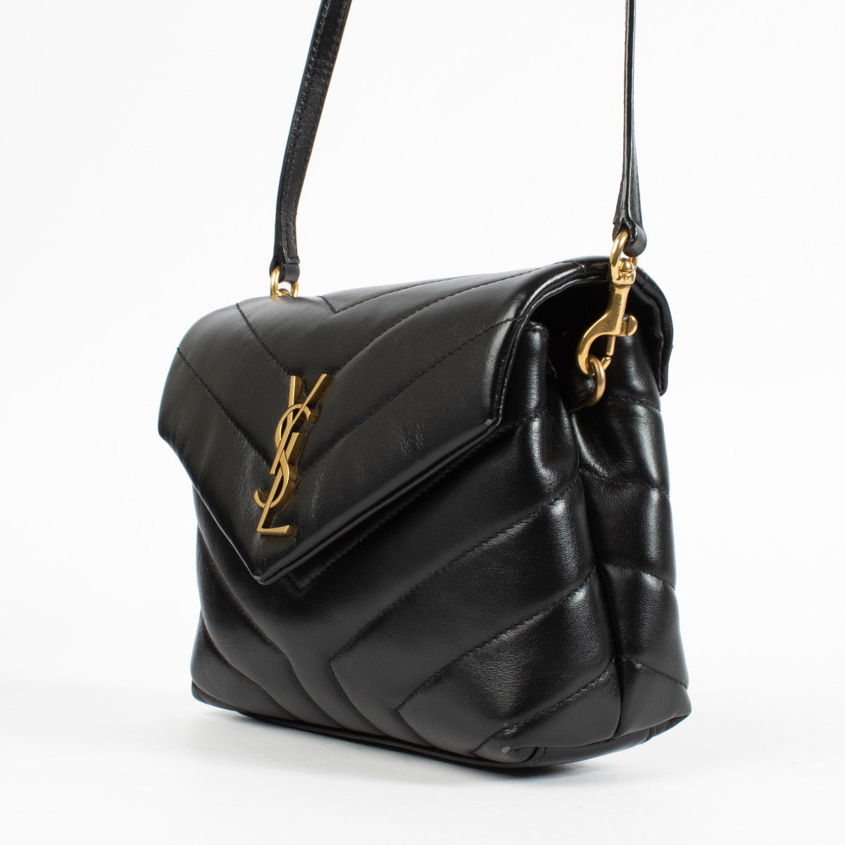 shop 100% authentic second hand Saint Laurent Black Toy Loulou Bag on Labellov.com