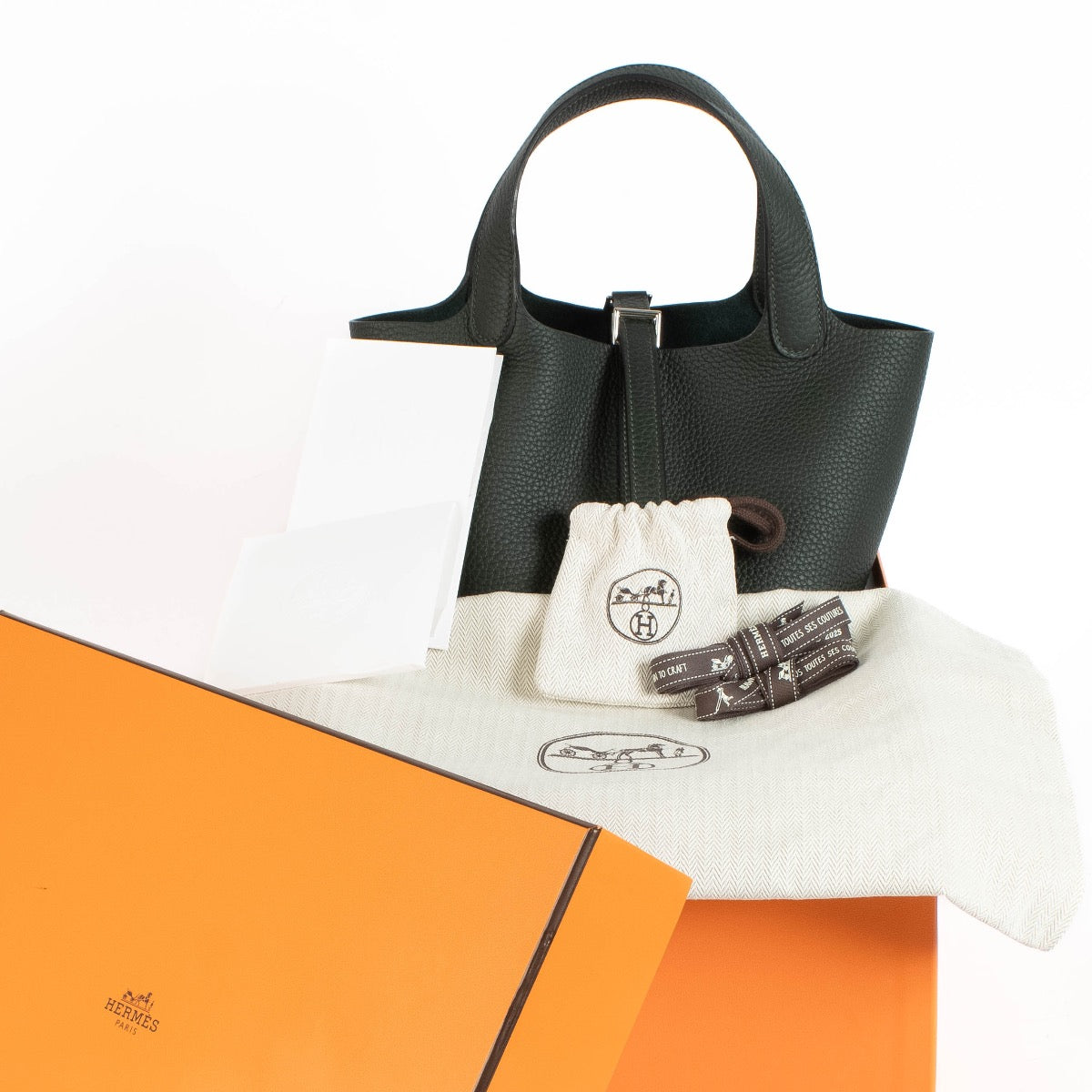 Shop the authentic Hermès Picotin 18 Vert Fronce Clemence PHW on Labellov.com.
