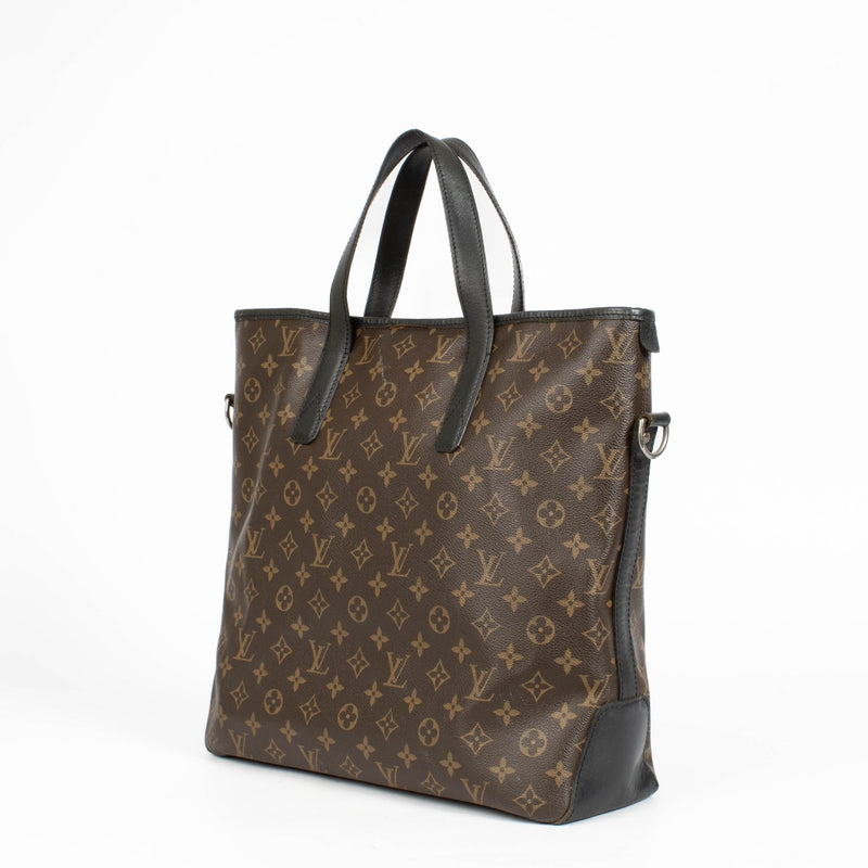 Authentic pre-loved Louis Vuitton Monogram Davis Tote Bag on Labellov.com