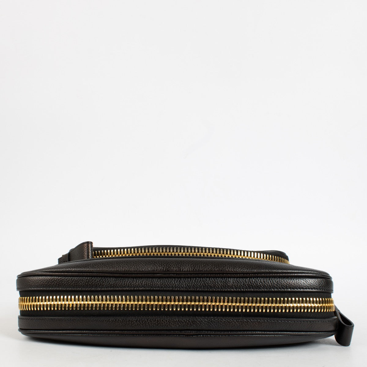 Shop the authentic Tom Ford Black Medium Jennifer Bag second hand on Labellov.com