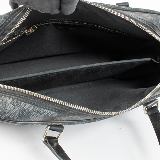 Shop the authentic Louis Vuitton Damier Graphite Jorn Bag second hand on Labellov.com.