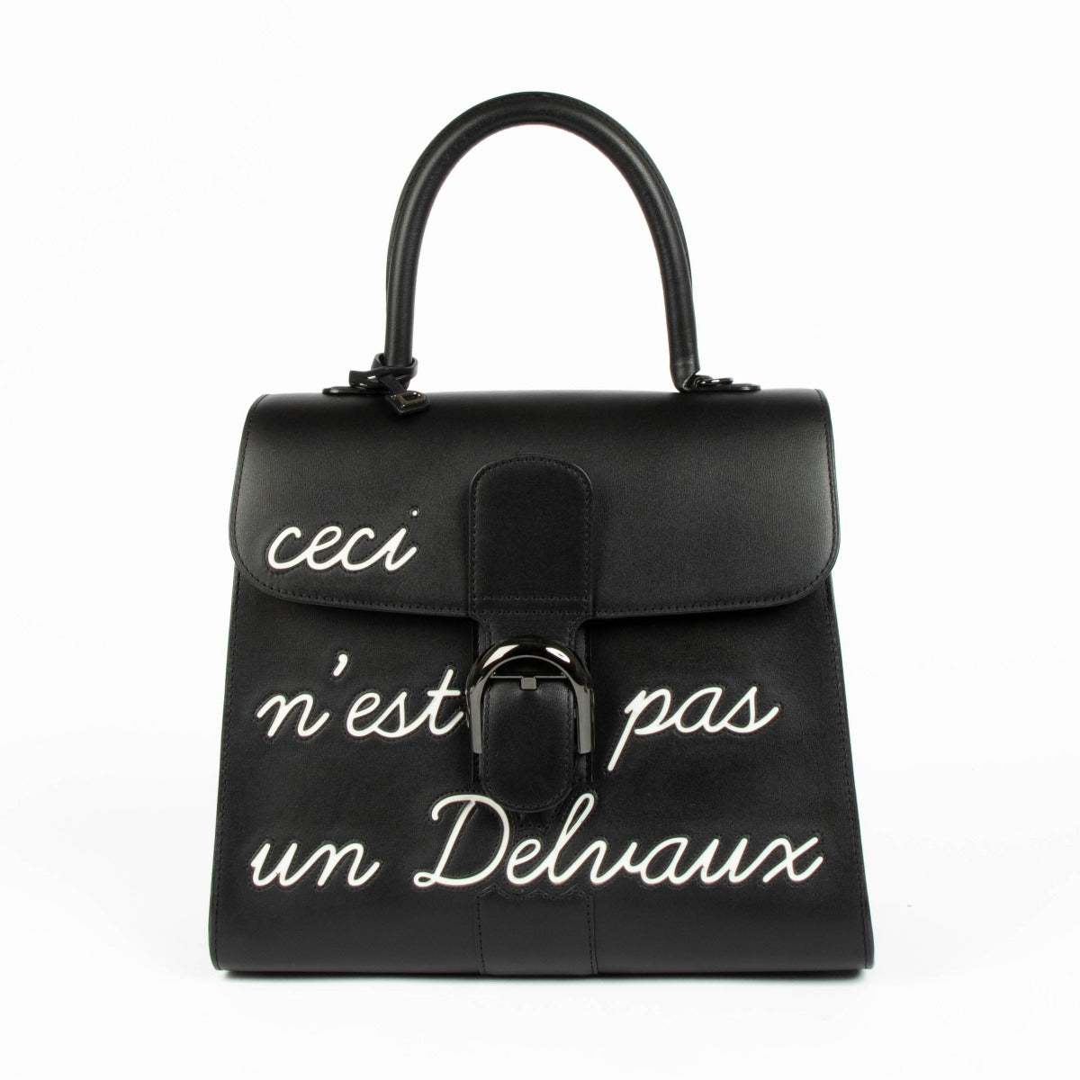 Shop this 100% authentic Delvaux Black Brillant L’Humour MM Bag at Labellov.com
