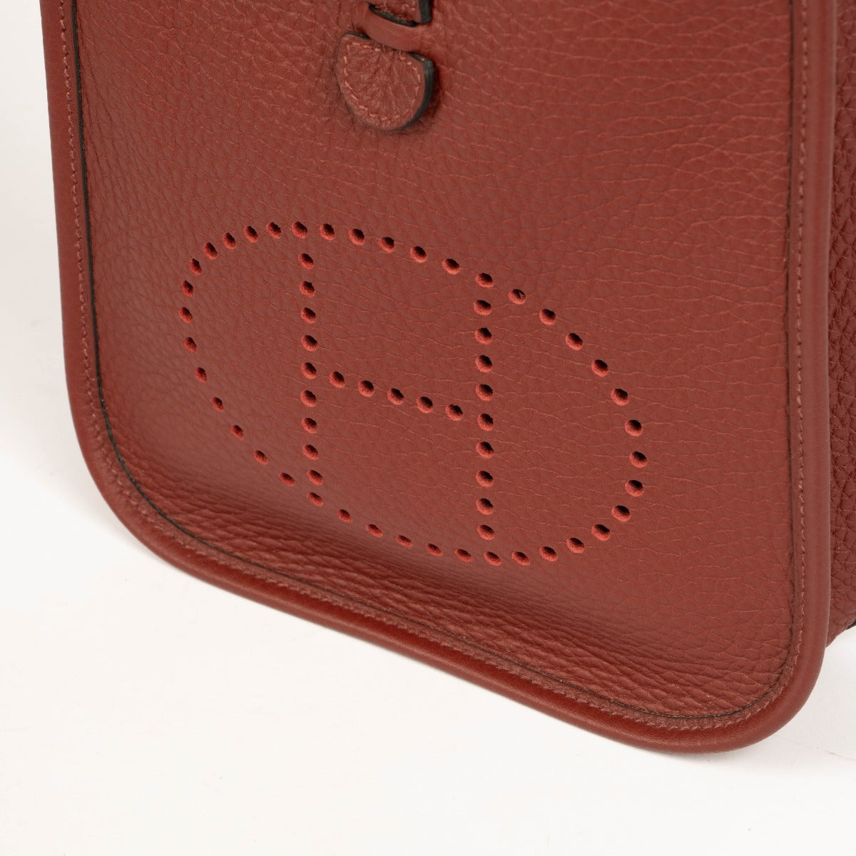 Shop this 100% authentic Hermès Evelyne 16 Rouge H Clemence PHW Bag at Labellov.com