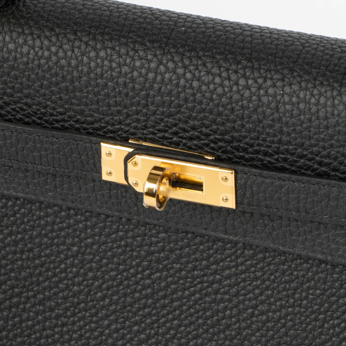 Hermès Kelly 25 Black Togo GHW