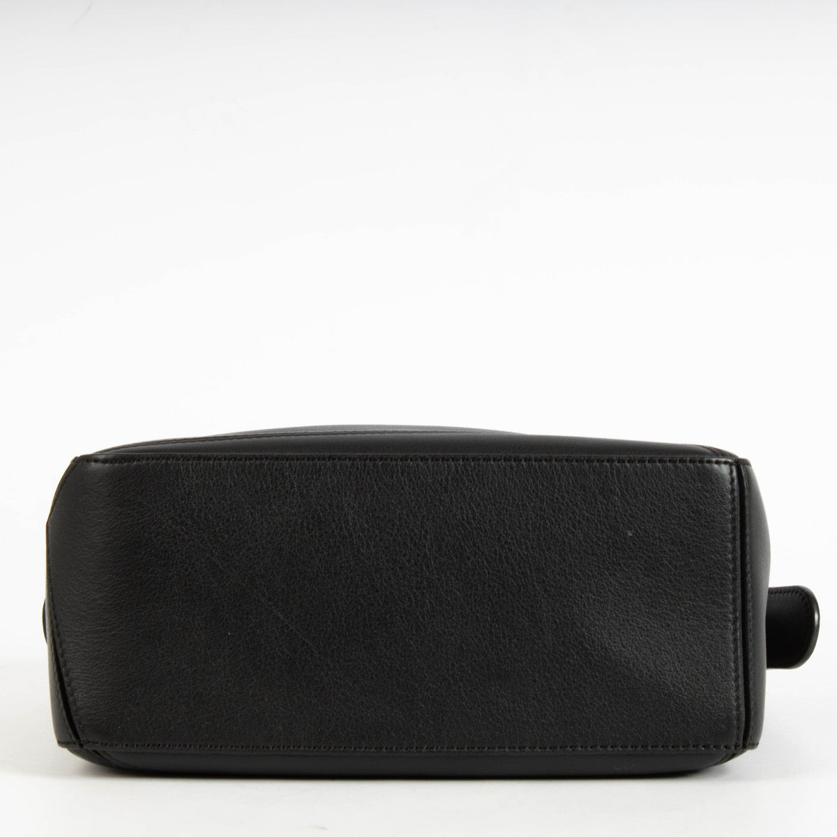 authentic preloved Loewe Black Calfskin Small Puzzle Bag on Labellov.com