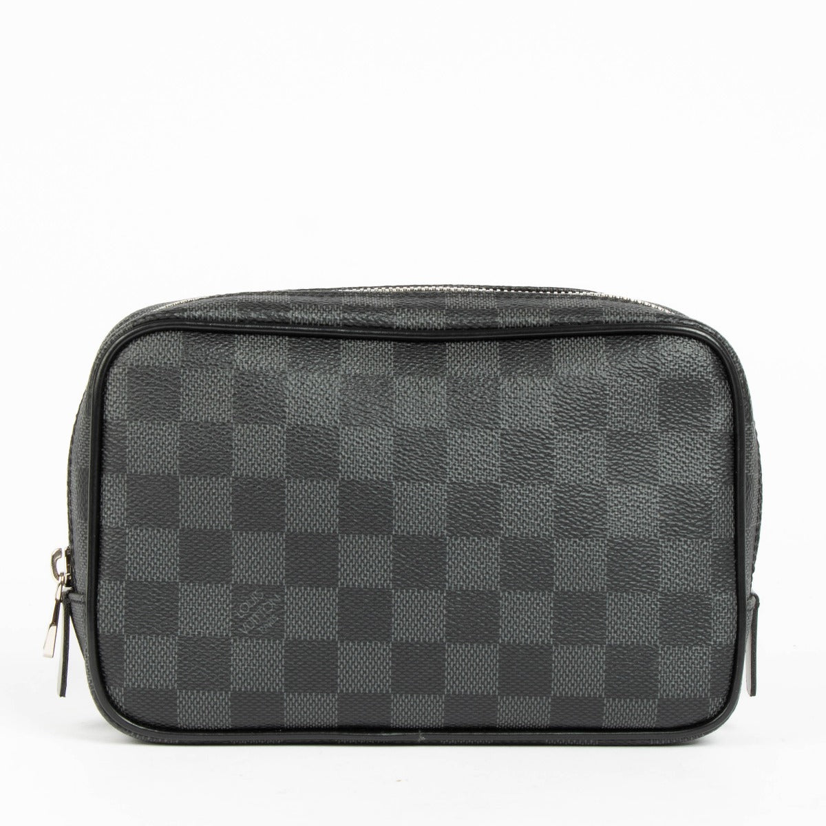 Shop this 100% authentic Louis Vuitton Damier Graphite Toiletry Pouch at Labellov.com