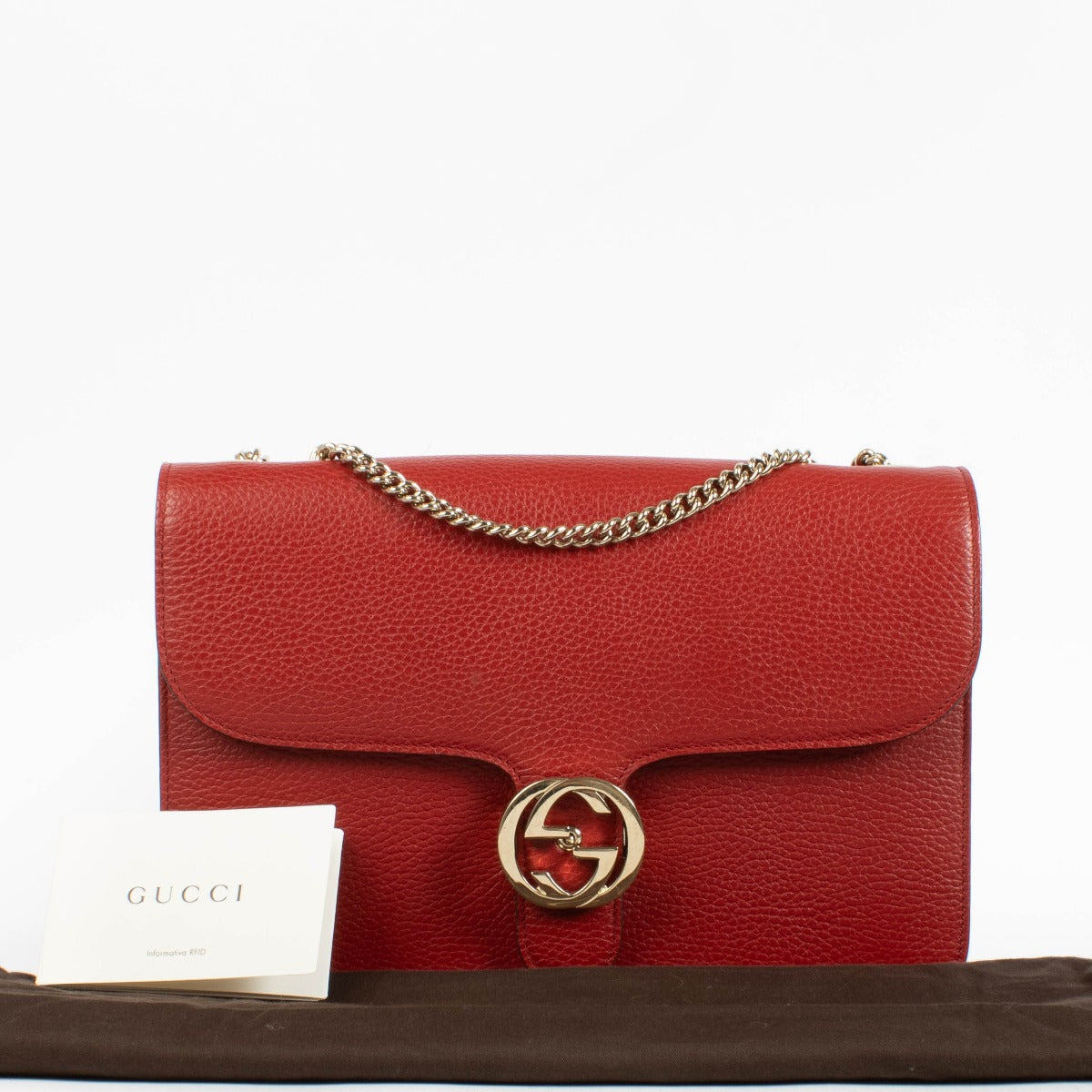 Shop the authentic Gucci Red Medium Interlocking G Bag second hand on Labellov.com